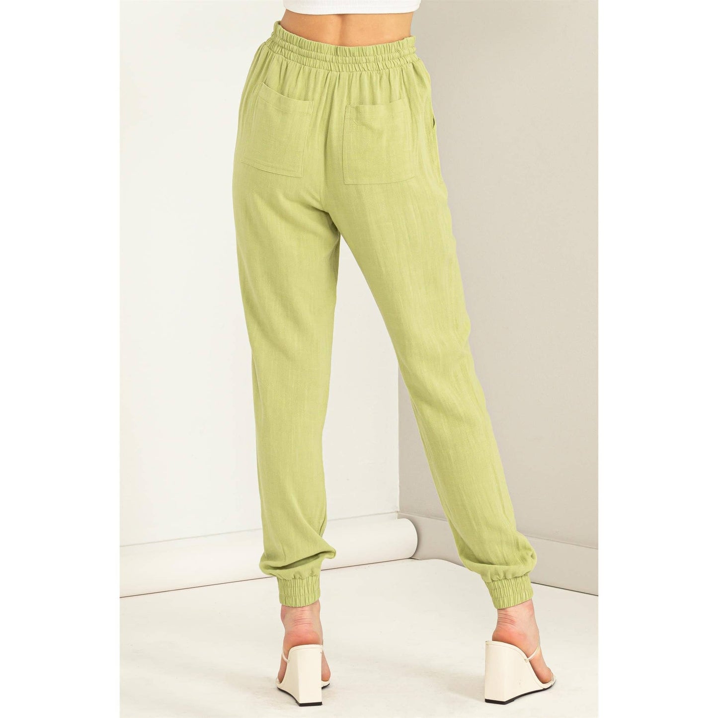 Laid-Back High-Rise Joggers: Tropical Peach